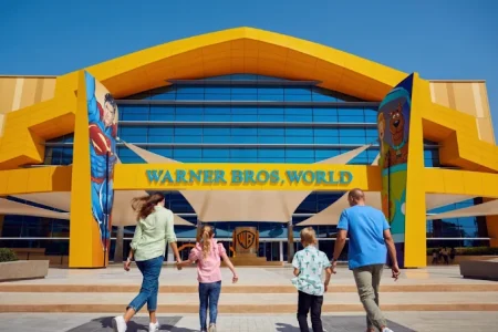 Abu Dhabi City Tour + Warner Bros World Entry tickets